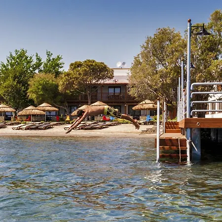 Ξενοδοχείο Marma 4*