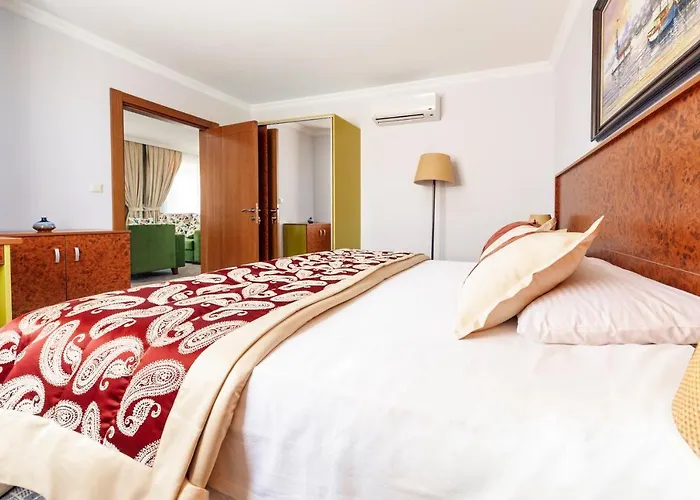 Ξενοδοχείο Marma 4*